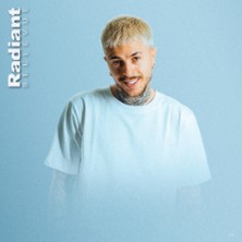 YANNS UNE P'TITE TOURN&Eacute;E